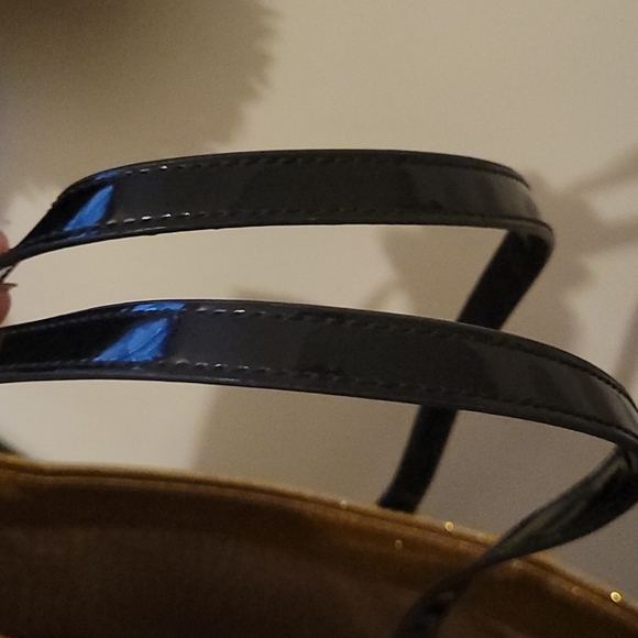 COPY - Kate spade ♠️ glitter gold tote bag !🥰😚💃 - Picture 9 of 11